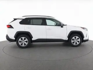 Toyota RAV4 2021 LE SUV de 4 puertas