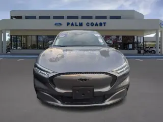 Ford Mustang Mach-E 2023 Select SUV de 4 puertas
