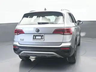 Volkswagen Taos 2024 S SUV de 4 puertas