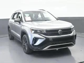 Volkswagen Taos 2024 S SUV de 4 puertas