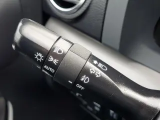 Toyota Tundra 2021 4x4 SR 4 puertas Cabina Doble Pickup Caja Corta