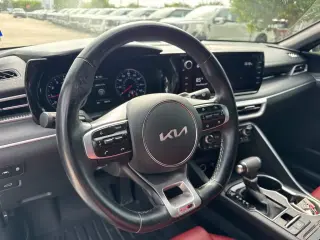 Kia K5 2022 Sedán GT-Line de 4 puertas