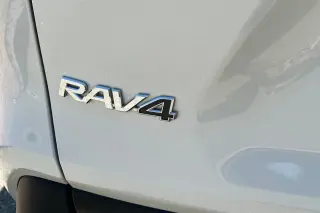 Toyota RAV4 Híbrido 2019 AWD Limited SUV de 4 puertas