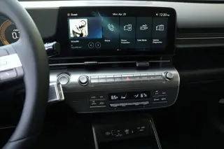 Hyundai KONA 2026 AWD SEL Premium SUV de 4 puertas