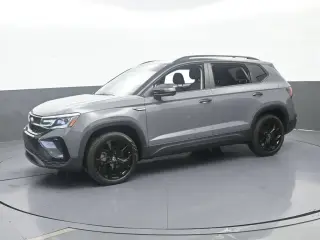 Volkswagen Taos 2024 SE Black SUV de 4 puertas