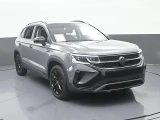 Volkswagen Taos 2024 SE Black SUV de 4 puertas
