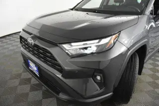Toyota RAV4 2023 AWD XLE Premium SUV de 4 puertas