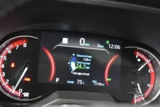 Toyota RAV4 2023 AWD XLE Premium SUV de 4 puertas