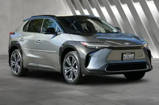 Toyota bZ4X 2023 AWD Limited Crossover de 4 puertas