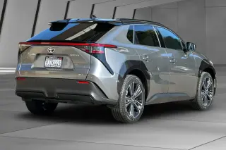 Toyota bZ4X 2023 AWD Limited Crossover de 4 puertas