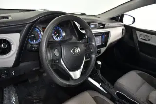 Toyota Corolla 2019 LE Sedán de 4 puertas