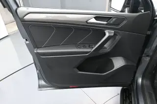 Volkswagen Tiguan 2023 SE SUV de 4 puertas