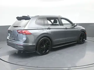 Volkswagen Tiguan 2023 SE SUV de 4 puertas