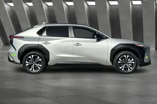 Toyota bZ4X 2023 AWD XLE Crossover de 4 puertas