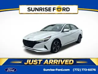 Hyundai ELANTRA 2023 SEL Sedán de 4 puertas