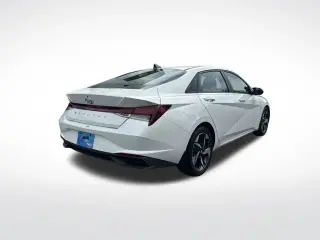 Hyundai ELANTRA 2023 SEL Sedán de 4 puertas