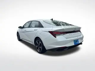 Hyundai ELANTRA 2023 SEL Sedán de 4 puertas
