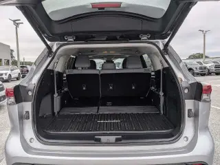 Toyota Highlander 2024 LE SUV de 4 puertas