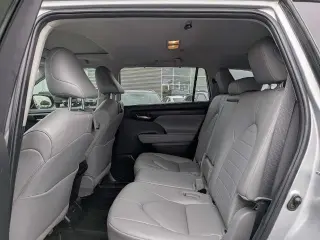 Toyota Highlander 2024 LE SUV de 4 puertas