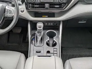 Toyota Highlander 2024 LE SUV de 4 puertas