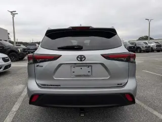 Toyota Highlander 2024 LE SUV de 4 puertas