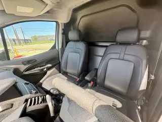 Ford Transit Connect 2023 XL 4dr SWB Cargo Mini-Van w/Rear Cargo Doors