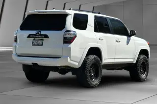 Toyota 4Runner 2022 4x4 TRD Off-Road Premium SUV de 4 puertas