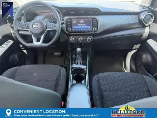Nissan Kicks 2023 SV Crossover de 4 puertas
