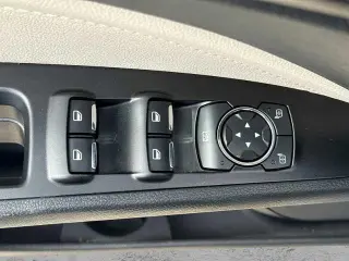 Sedán de 4 puertas Ford Fusion 2017 AWD Titanium