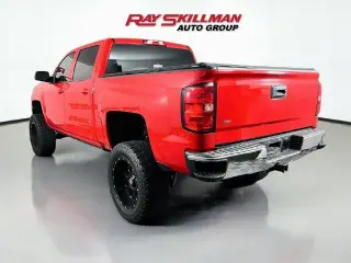 Chevrolet Silverado 1500 2017 4x4 LT 4 puertas Crew Cab 5.8 pies SB