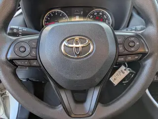 Toyota RAV4 2021 LE SUV de 4 puertas