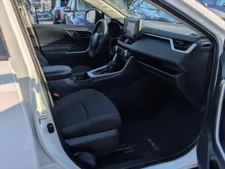 Toyota RAV4 2021 LE SUV de 4 puertas