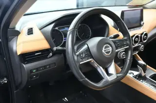 Nissan Sentra 2023 SV Sedán 4 puertas