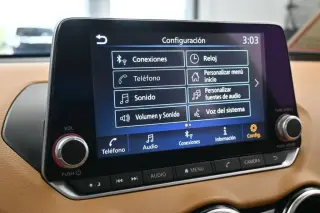 Nissan Sentra 2023 SV Sedán 4 puertas