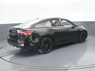 Nissan Sentra 2023 SV Sedán 4 puertas