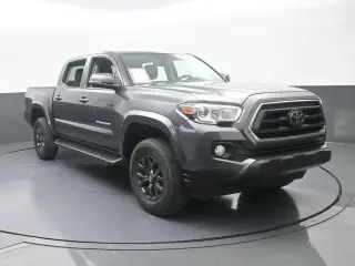 Toyota Tacoma 2022 4x2 TRD Off-Road 4 puertas Doble Cabina 5.0 pies SB