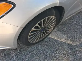 Sedán de 4 puertas Ford Fusion 2017 SE