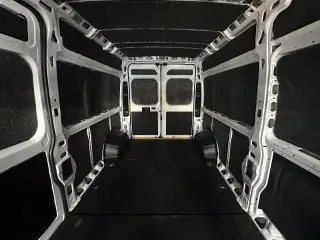 Ram ProMaster 2026 SLT 2500 159 WB 3dr Furgón de Carga de Techo Alto