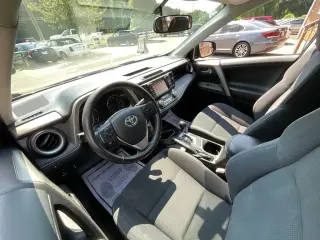 Toyota RAV4 2016 XLE SUV de 4 puertas
