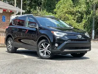 Toyota RAV4 2016 XLE SUV de 4 puertas