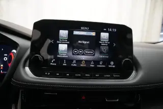 Nissan Rogue 2021 AWD Platinum 4 puertas Crossover