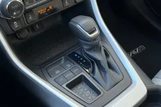 Toyota RAV4 2021 XLE Premium SUV de 4 puertas