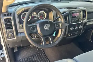 Ram 2500 2017 4x2 Tradesman 2dr Regular Cab 8 ft. LB Pickup