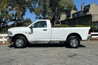 Ram 2500 2017 4x2 Tradesman 2dr Regular Cab 8 ft. LB Pickup