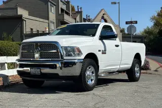 Ram 2500 2017 4x2 Tradesman 2dr Regular Cab 8 ft. LB Pickup