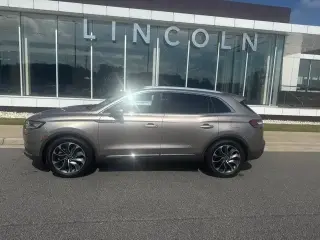 Lincoln Nautilus 2021 Reserve SUV de 4 puertas