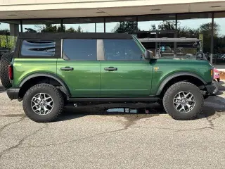 Ford Bronco 2023 4x4 Base Advanced SUV de 4 puertas