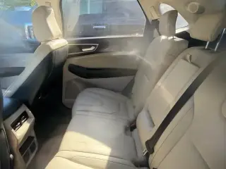 Ford Edge 2020 AWD Titanium 4dr Crossover