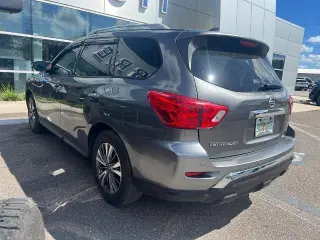 Nissan Pathfinder 2019 S 4dr SUV