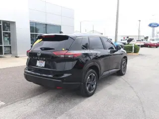 Nissan Rogue 2025 SV 4dr Crossover